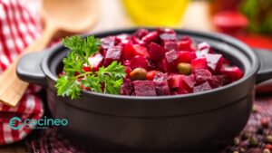 Receta de ensalada de betabel navideña